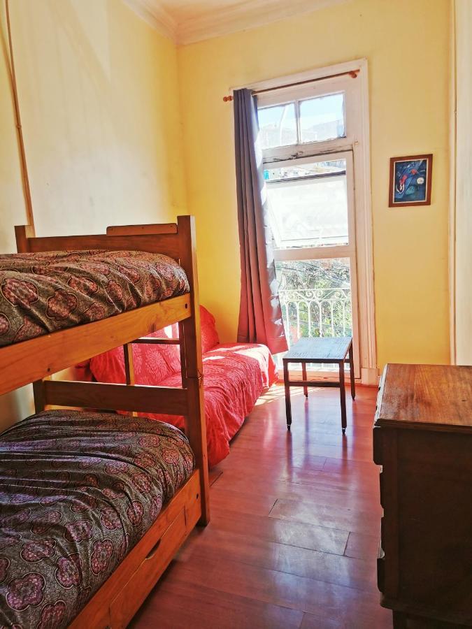 La Casa Piola Vandrarhem Valparaíso Exteriör bild