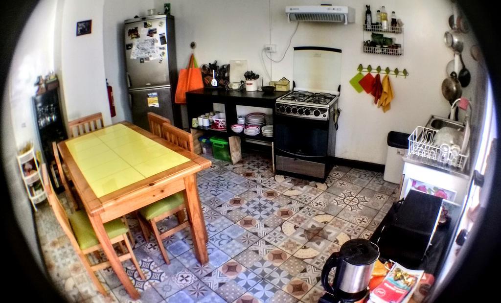 La Casa Piola Vandrarhem Valparaíso Exteriör bild